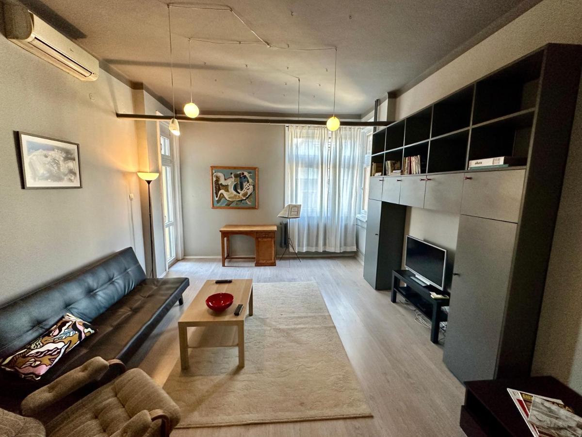 Appartement Downtown Delight By Lmg à Sofia Extérieur photo