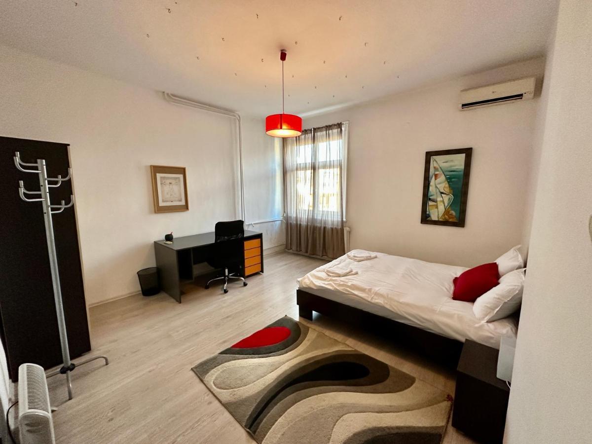 Appartement Downtown Delight By Lmg à Sofia Extérieur photo