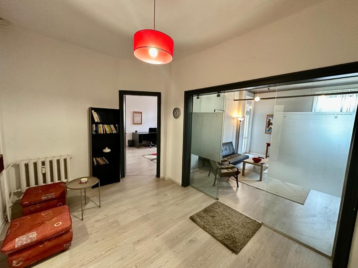 Appartement Downtown Delight By Lmg à Sofia Extérieur photo