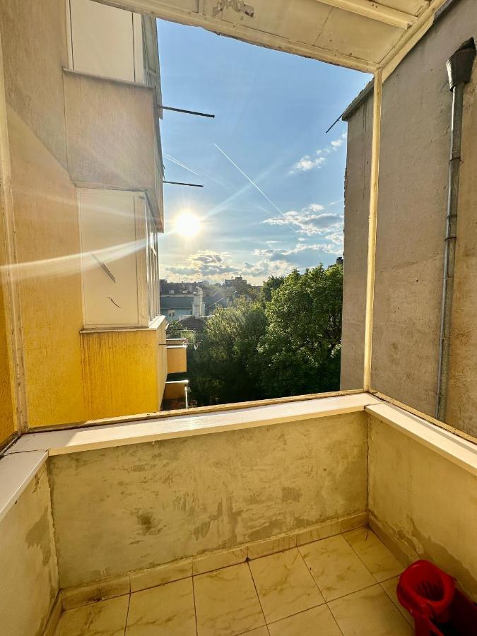 Appartement Downtown Delight By Lmg à Sofia Extérieur photo